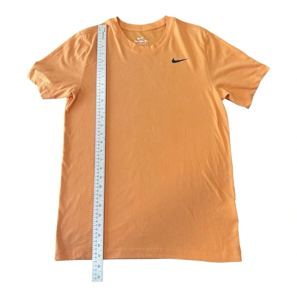 Nike Orange DriFit Tshirt Size‎ Small